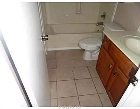4721 Brompton Ln, Bryan, TX 77802 photo 10