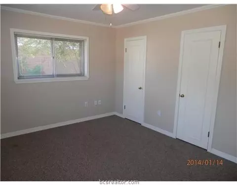 2302 Wayside Dr, Bryan, TX 77802 photo 9