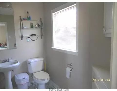 2302 Wayside Dr, Bryan, TX 77802 photo 15
