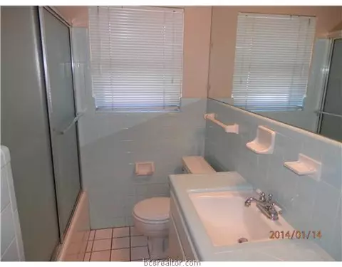 2302 Wayside Dr, Bryan, TX 77802 photo 10