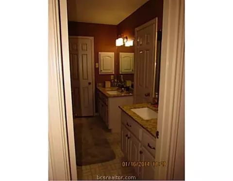 4734 Renwick Dr, Bryan, TX 77802 photo 14