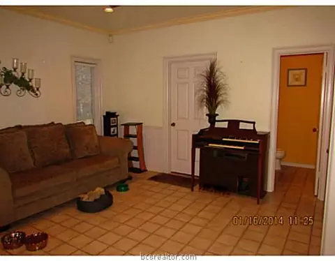 4734 Renwick Dr, Bryan, TX 77802 photo 9
