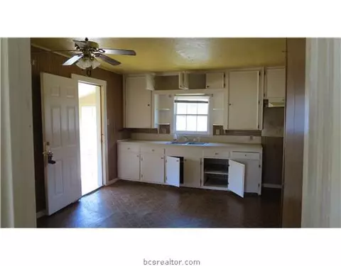 1200 Murphy Ln, Bryan, TX 77803 photo 5