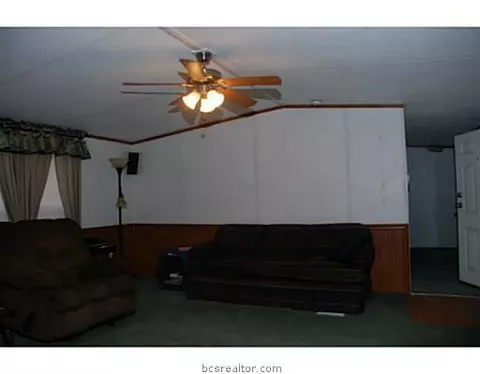 8959 Burch Ln, Bryan, TX 77808 photo 5