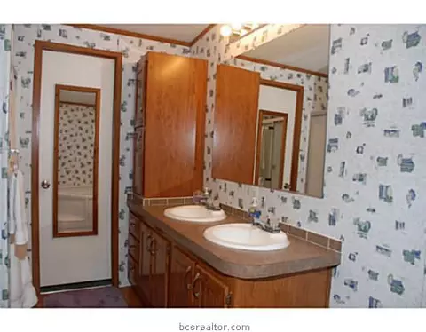 8959 Burch Ln, Bryan, TX 77808 photo 14