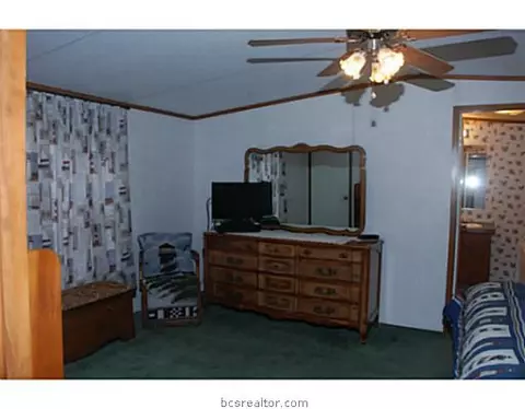 8959 Burch Ln, Bryan, TX 77808 photo 10
