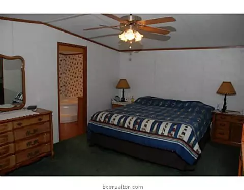 8959 Burch Ln, Bryan, TX 77808 photo 11