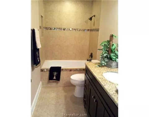 206 Redbud St, Bryan, TX 77801 photo 16