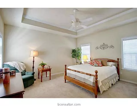2700 Hickory Ct, Bryan, TX 77808 photo 7