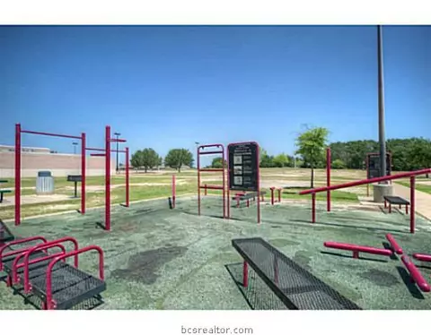 2700 Hickory Ct, Bryan, TX 77808 photo 18