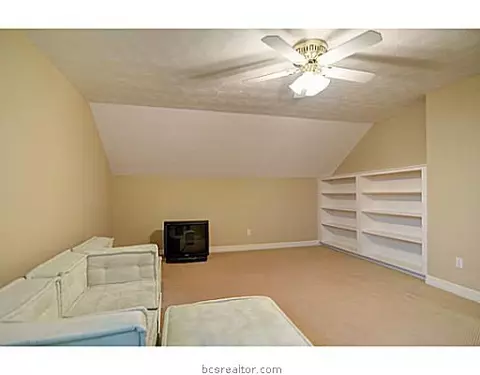 4611 Locksford Dr, Bryan, TX 77802 photo 18