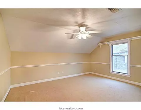 4611 Locksford Dr, Bryan, TX 77802 photo 13