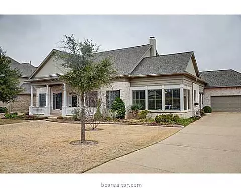 4611 Locksford Dr, Bryan, TX 77802 photo 1