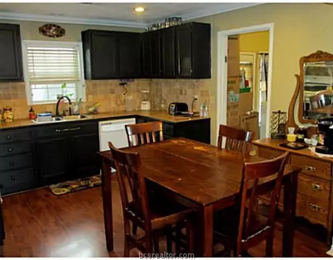 4100 Malvern St, Bryan, TX 77803 photo 4