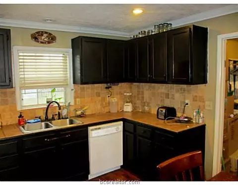 4100 Malvern St, Bryan, TX 77803 photo 5
