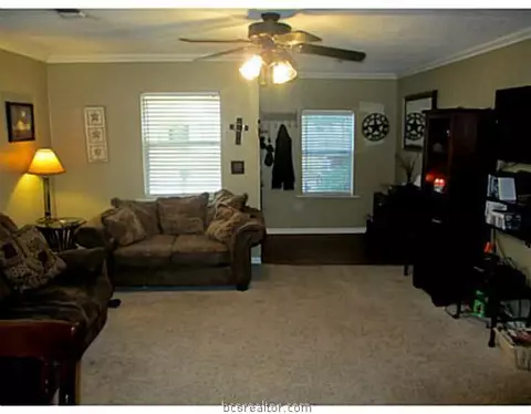 4100 Malvern St, Bryan, TX 77803 photo 2
