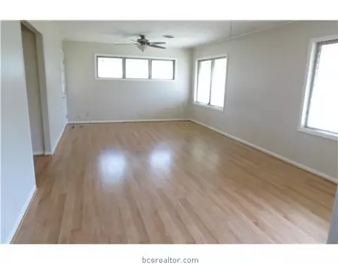1500 29th E St E, Bryan, TX 77802 photo 6
