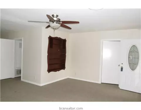 1500 29th E St E, Bryan, TX 77802 photo 3