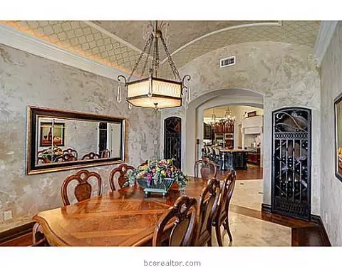 3307 Durant Ct, Bryan, TX 77802 photo 3