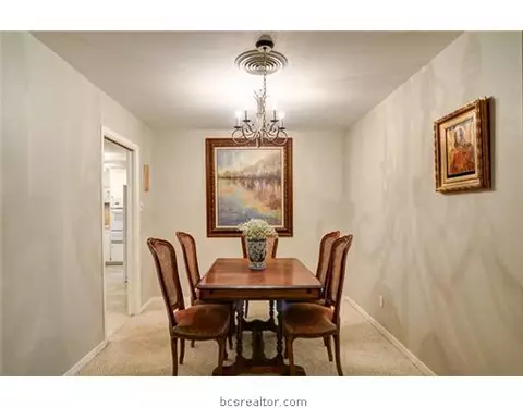 4000 Windowmere St, Bryan, TX 77802 photo 3