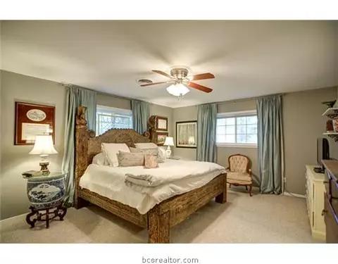 4000 Windowmere St, Bryan, TX 77802 photo 8