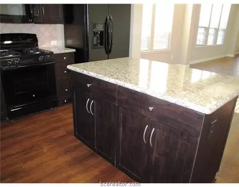 3097 Positano, Bryan, TX 77808 photo 9