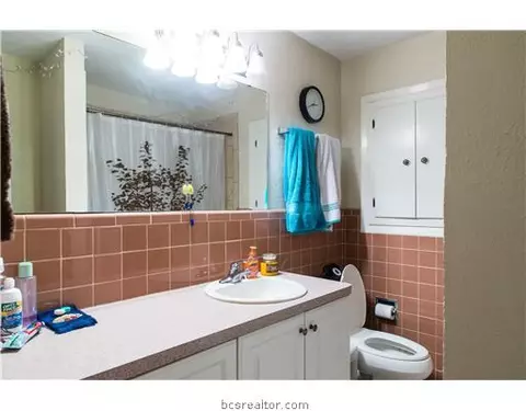 305 Fairway Dr, Bryan, TX 77801 photo 13