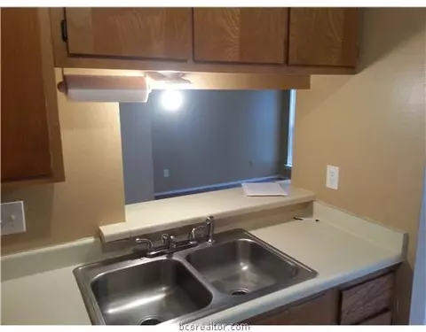 1107 Verde Dr, Bryan, TX 77801 photo 6