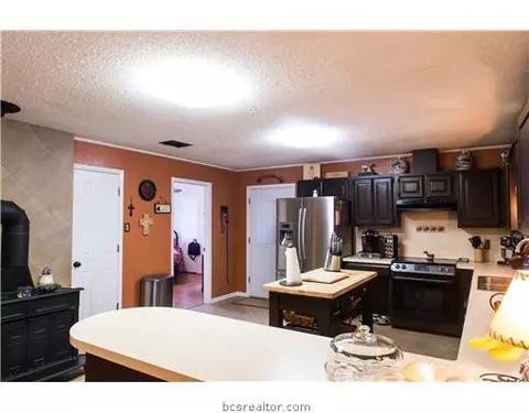 11204 Forsthoff Rd, Bryan, TX 77808 photo 4