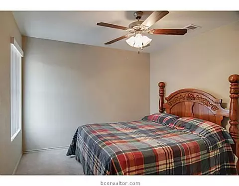 2108 Gateshead Rd, Bryan, TX 77801 photo 15