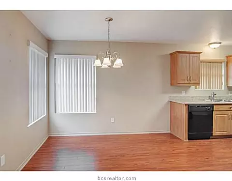 2108 Gateshead Rd, Bryan, TX 77801 photo 16