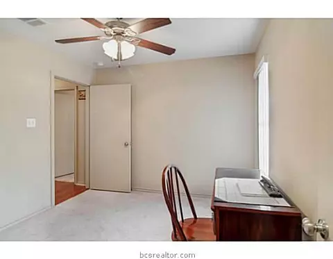 2108 Gateshead Rd, Bryan, TX 77801 photo 13