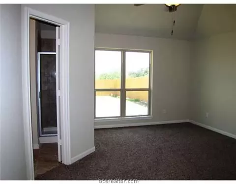 1092 Venice Dr, Bryan, TX 77808 photo 9