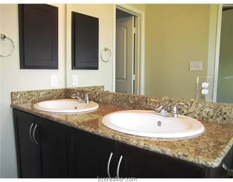 1092 Venice Dr, Bryan, TX 77808 photo 10