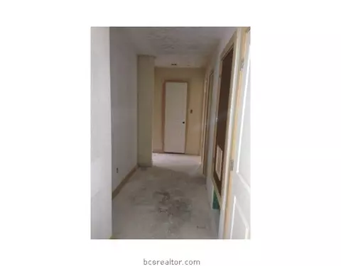 917 Park Ln, Bryan, TX 77802 photo 6
