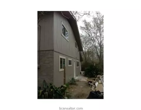 917 Park Ln, Bryan, TX 77802 photo 5