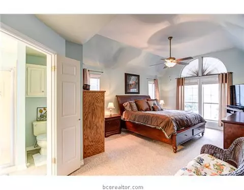 4579 Cliff Rd, Bryan, TX 77808 photo 18