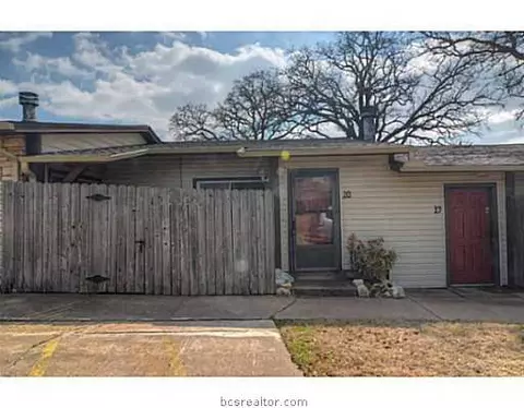 2100 Windsor Apt 20 Rd, College Station, TX 77802 photo 1