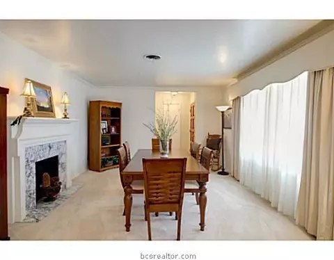 2313 Wayside Dr, Bryan, TX 77802 photo 6