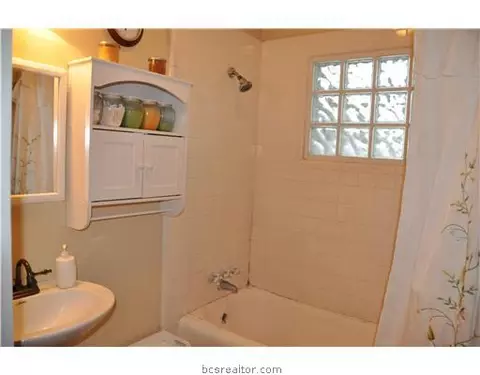 904 E 30th, Bryan, TX 77803 photo 7