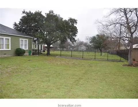 904 E 30th, Bryan, TX 77803 photo 9