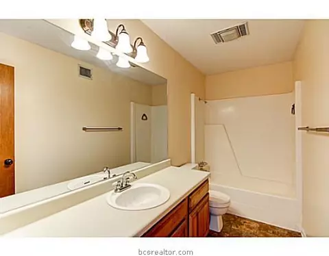 2811 Oakside Dr, Bryan, TX 77802 photo 16