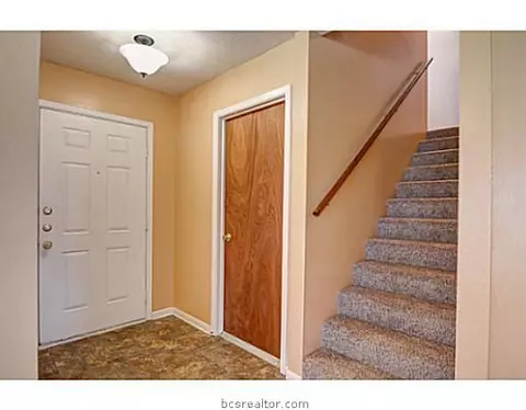 2811 Oakside Dr, Bryan, TX 77802 photo 13