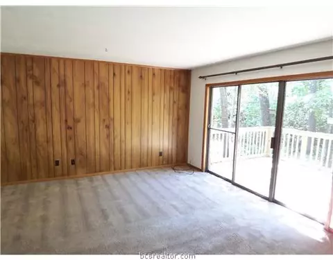 600 Cache Cove Ct # -B, Bryan, TX 77803 photo 4