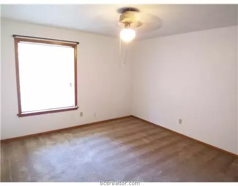 600 Cache Cove Ct # -B, Bryan, TX 77803 photo 18