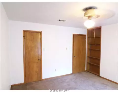 600 Cache Cove Ct # -B, Bryan, TX 77803 photo 19