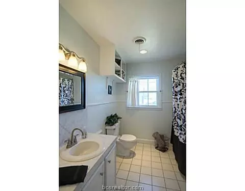 910 E North Ave N, Bryan, TX 77802 photo 11