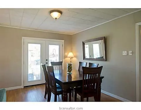 910 E North Ave N, Bryan, TX 77802 photo 6