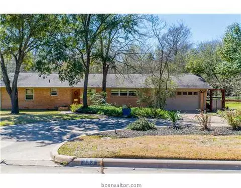 303 Brookside Dr, Bryan, TX 77801 photo 1