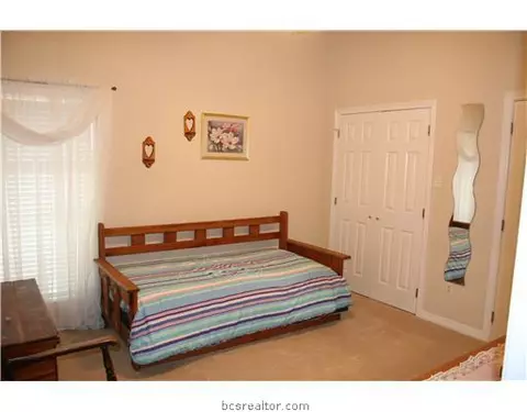 3704 Williams Trace Dr, Bryan, TX 77808 photo 17